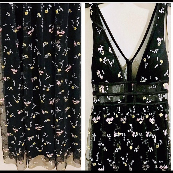 NWT GB Social Ditzy Embroidered Mesh Ladder Dress - Picture 4 of 8